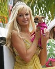 PARIS HILTON - Fotos